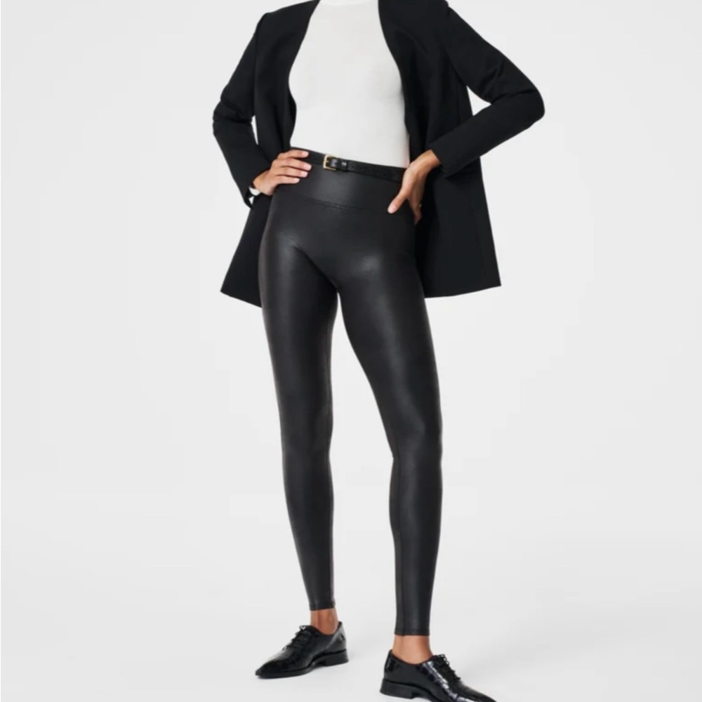 NWOT Spanx Faux Leather Leggings Size Medium